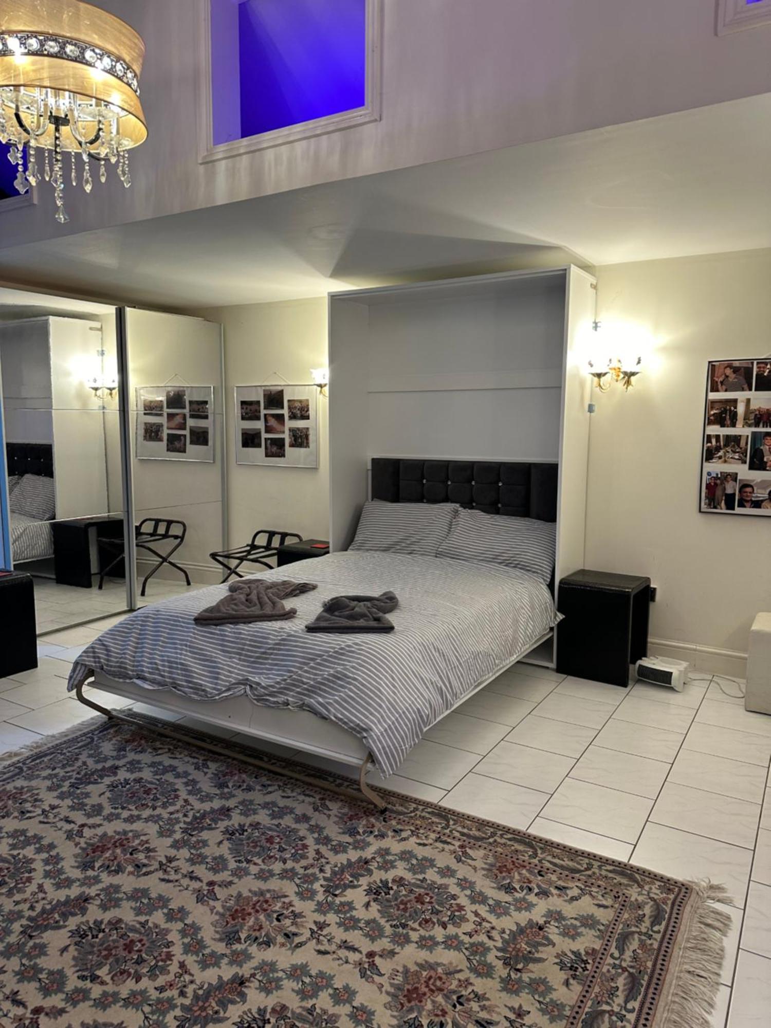 Amazing Gantshill Studio Annexe & Free Parking Redbridge Eksteriør billede